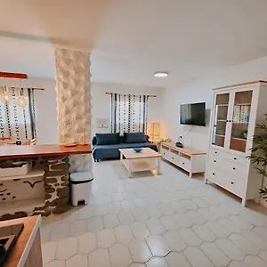 https://casa-uwe.in-canary-islands.com